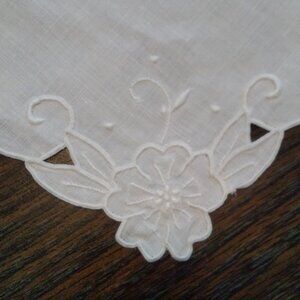 MEDIERA VINTAGE DINNER NAPKINS